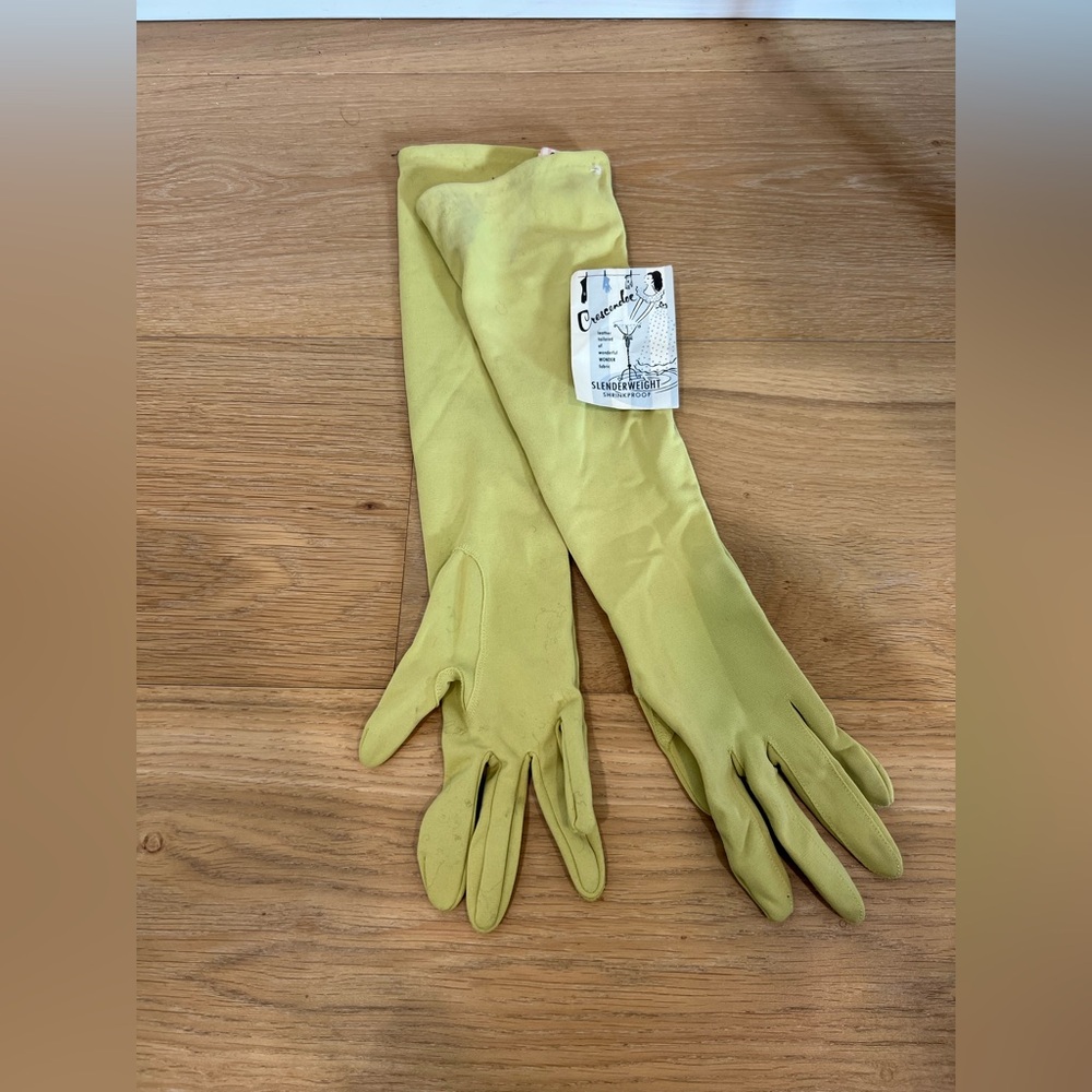 NWT Vintage CRESCENDOE Lime Green* Slenderweight Nylon Small Gloves